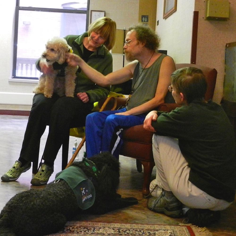 Therapy Dog Visit Hospice.jpg Therapy Dog Visit Hospice.jpg